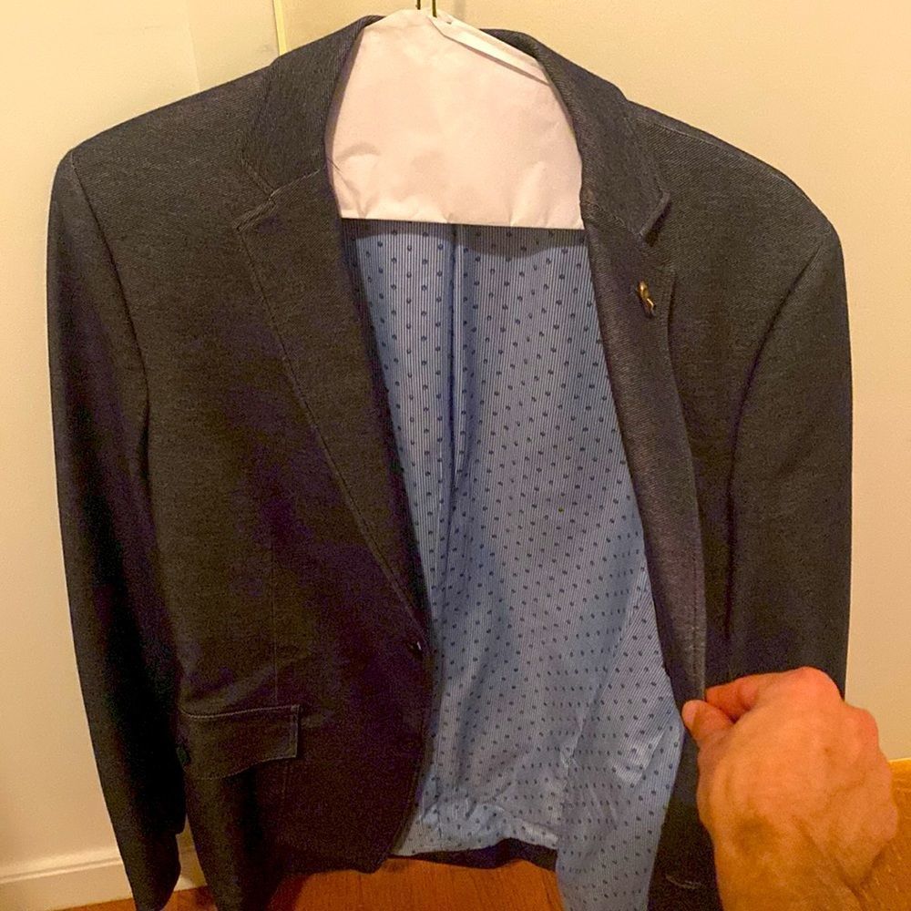 Sports coat- causal